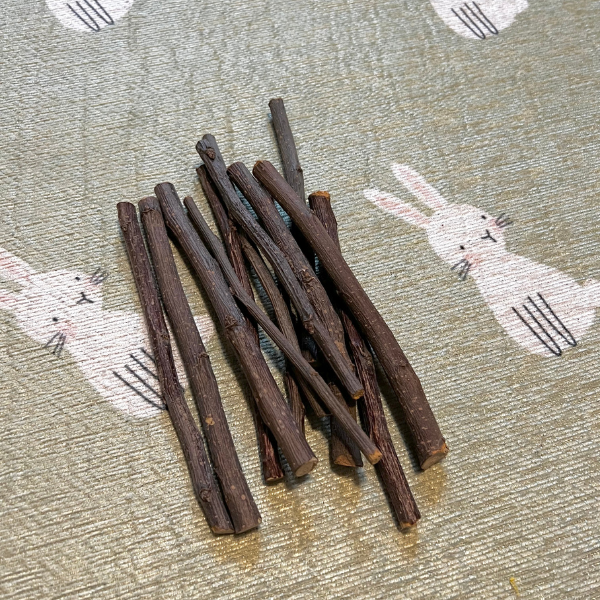 Applewood Sticks